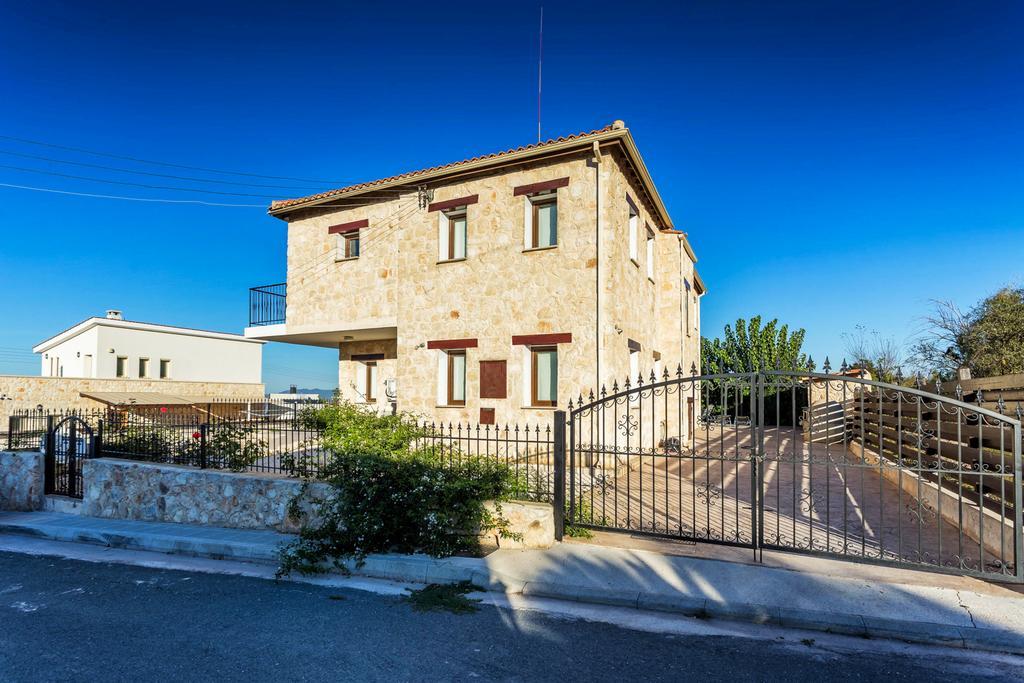 Villa Nikolina Dhrousha Extérieur photo